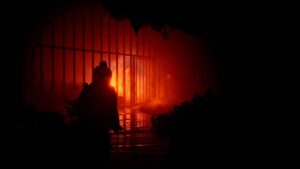 outbreak-shades-of-horror-chromatic-split--screenshot-9