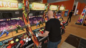 retro-arcade-shop-simulator--screenshot-6